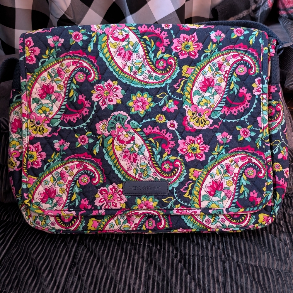 Vera Bradley Classic Messenger Bag in Petal Paisley NWT